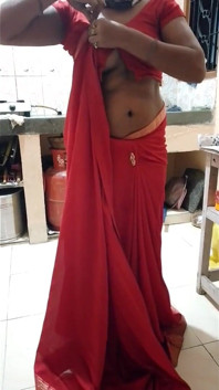 Nadržená manželka. Sexi manželka. Indický sex