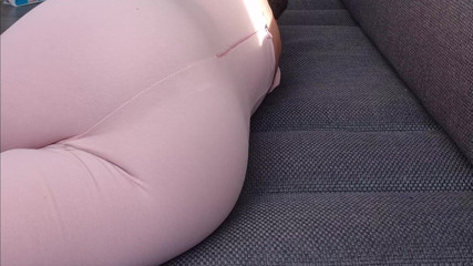 SavageHeater59: Guarda il mio sedere nella mia nuova tuta rosa sexy