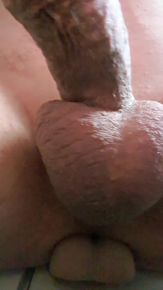 Wie eine Frau: My ass game
