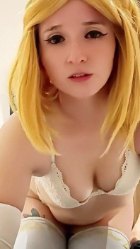 売春婦ゼルダが情熱的な30分のフェラチオPOVキャンディカミーユを提供