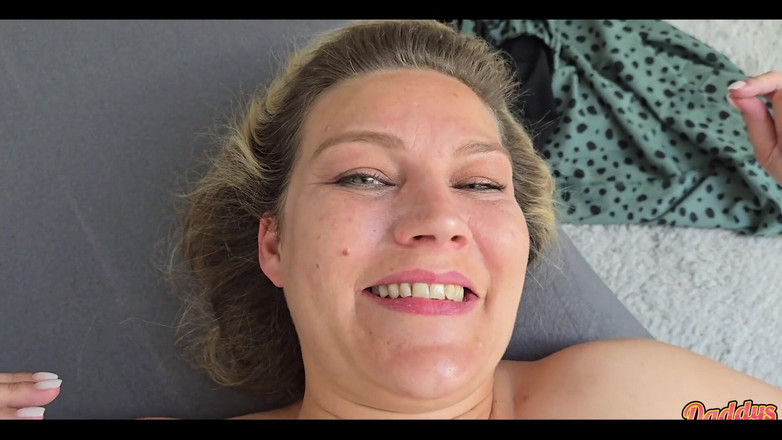 Daddys Luder: Schwangere stiefmutter will gefickt werden