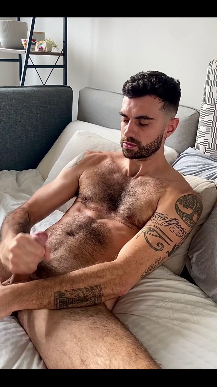Eli Thorne: Bigboi_eli Solo Jerking &amp; Huge Cumshot