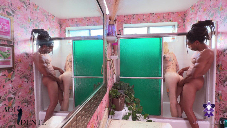 Alt Dente: Volumen 3 - La Follada En La Ducha Trans