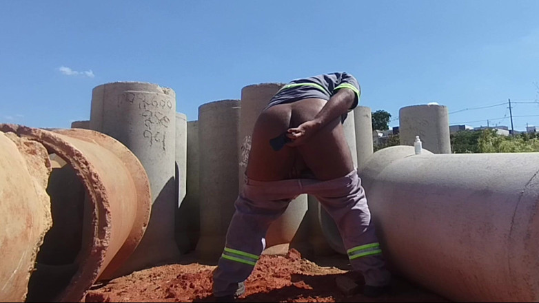 TheBlacKHunterr: J’ai profité des vacances pour être seul et sur un chantier