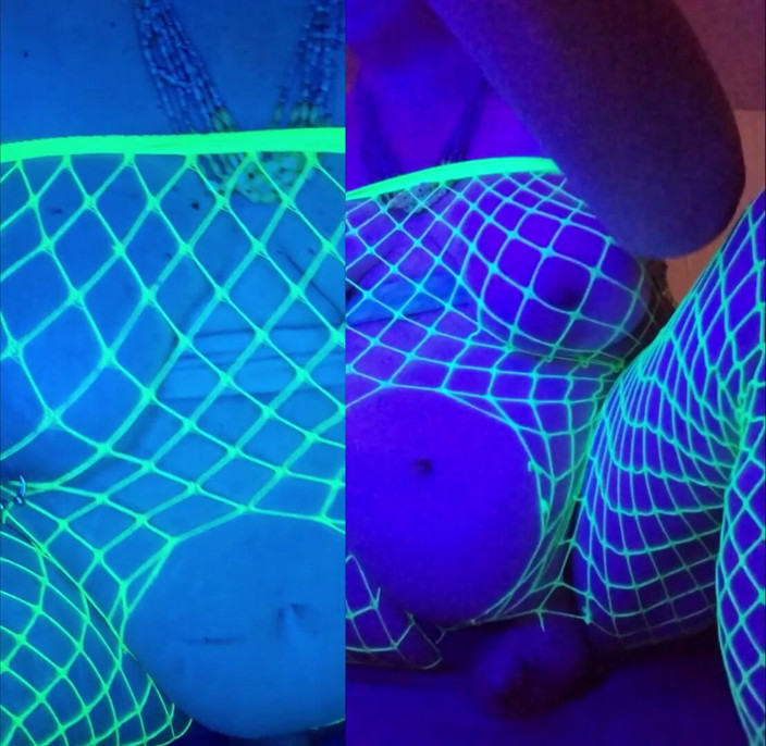 Princess Udders: Double Mint Cum – a Green Goddess hologram