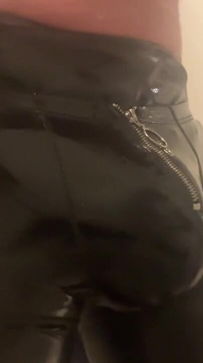 Latex Enjoy (Pingo) Latex Enjoy (Pingo)