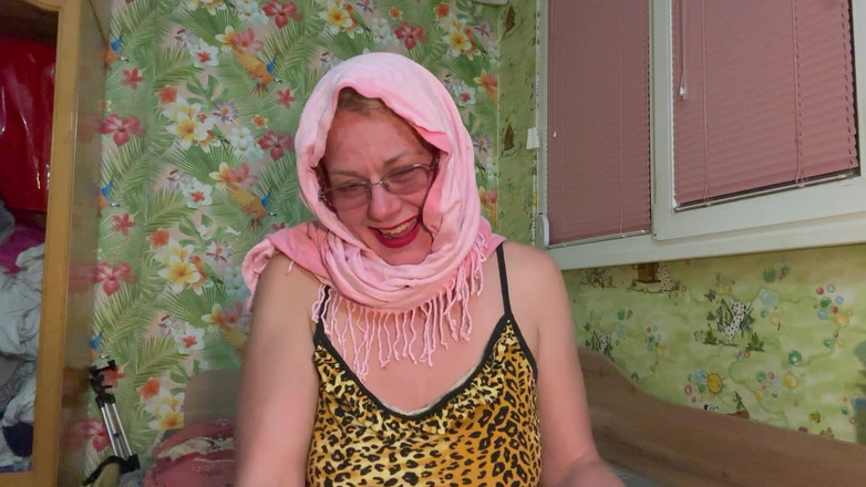 Putarankahotmilf: Dominant Stepmom Punish and Humiliate Her Step Stepson