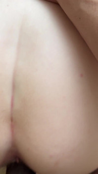 Rekaman seks tante seksi ini dicrot sama kontol besar pria kulit hitam sambil didengar suamiku