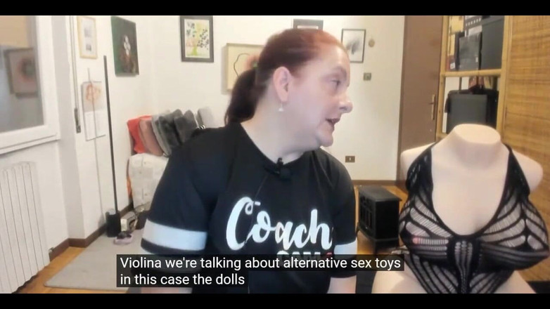 Nicoletta Embassi: Unboxing och recension av Bestrealdoll Torso en oförglömlig upplevelse