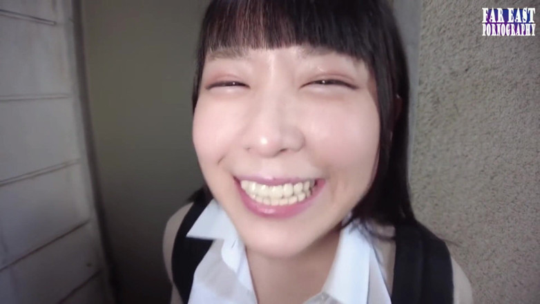Far East pornography: ドールのような至福と、黒髪のからかいで、遊び心のある露出メイクオーバーデート エピソード1