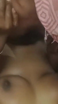 Tamil santhi calda casalinga voce sexy