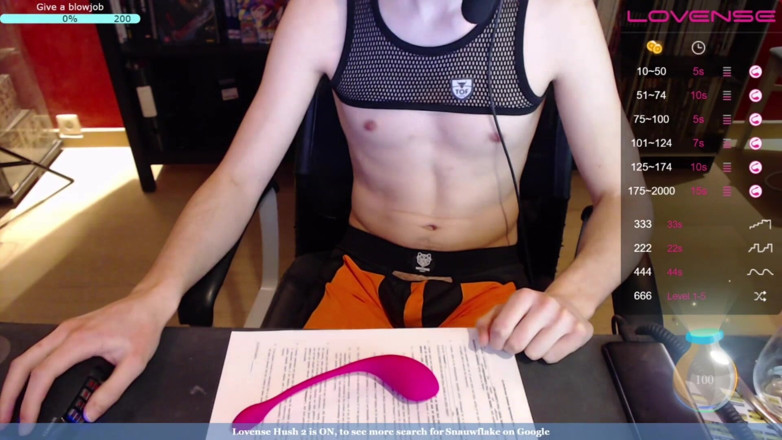 Snauwflake: Snauwflake is having fun on chaturbate - Part 1