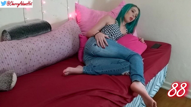 Cherry Adams: Sexy Farting - Over 100 Farts