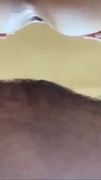 Grindr randevum bana sıkı bakire kıç veriyor!