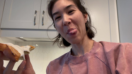 Ms_Emmy_Lynn: Ciesząc się Fluffernutter