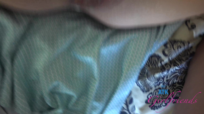 ATK Girlfriends: Întâlnire virtuală