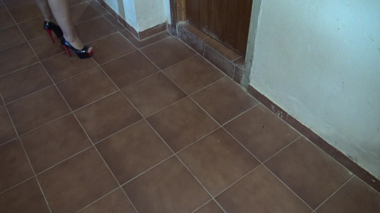 Stepmom Susan: Paroháč manžel jí cizince sperma z vystříkané kundičky své ženy