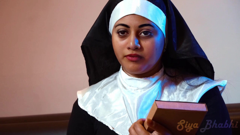 Vicky Siya: Video de sexo indio de oración de la monja Siya...
