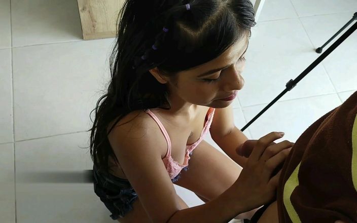 Britany: 彼はそれを完全にむさぼり食い、爆発するまでそれを豊かに垂らしました-スペイン語のポルノ