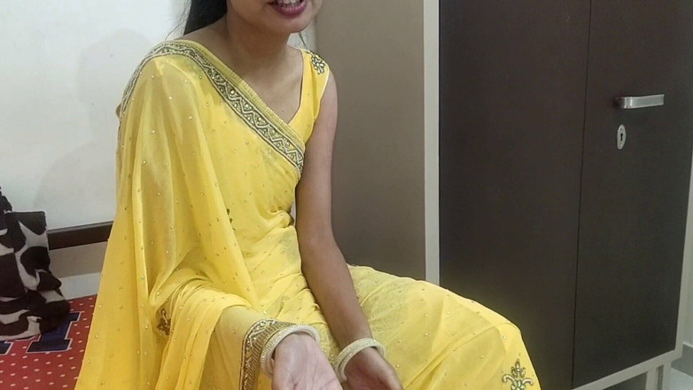 Saarabhabhi6: 女婊抓到并操了回家的岳母 - 用肮脏的印地语音频性交岳母