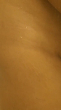 Sexy bhabhi tomando baño mientras devar mira