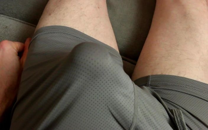 Bigbadfriendlyguy: POV, orgasme mains libres dans mes sous-vêtements