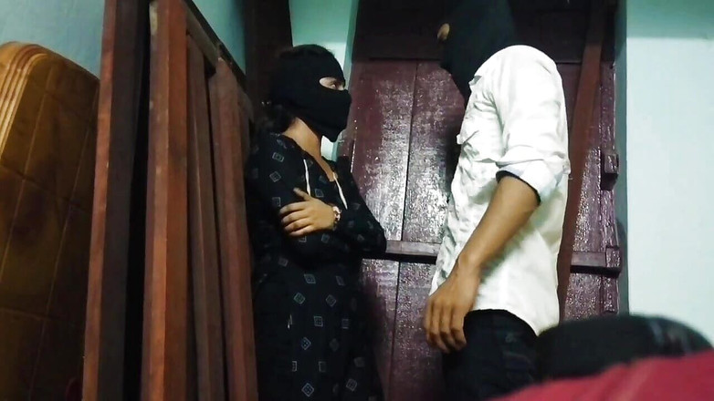 Fantacycutting: 남친과 섹스하는 미친 소녀