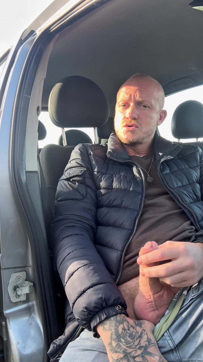 mekcho92000: Pausa para Masturbação na Beira da Estrada