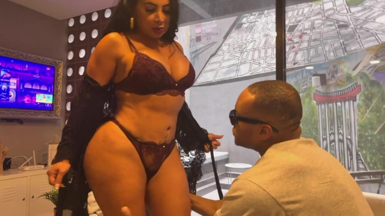 Calientehubxxx: El turista