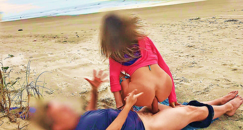 Screwdriverzz: Вибери мій член з твоєї дупи! Вони дивляться на нас!