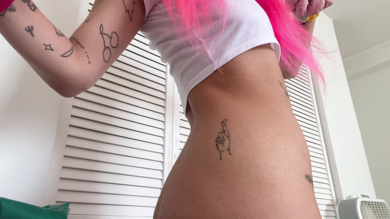 Nali Marie: 배꼽 핑거링 POV 흉터 페티쉬 배 겸둥이 배