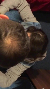 Napalona nastolatka Get Her Ass Licked i Fucked na After-party. (część pierwsza)