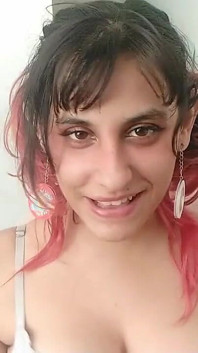 Aptal sürtük dölünü çalıyor! - Ahegao ve Tükürük