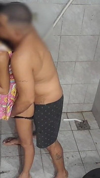 Stepdaughter with a Beautiful and Large Butt Thanks Her Stepdad for the New 100% Anal Dress