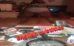 Joi francais - ibu tiriku pulang dari pekerjaannya - video rekaman seks amatir perancis