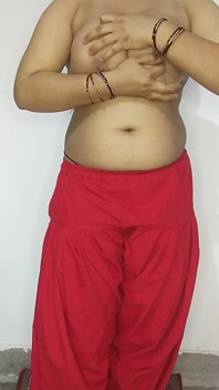 India - linda chica de 18 años de edad, cuerpo desnudo completo