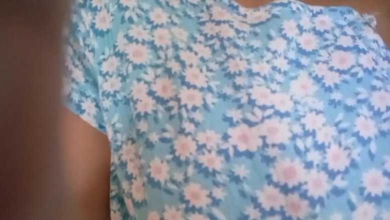 Miya White: Indická herečka Anne Perfektní masturbace s nohama s těsnou kundičkou...