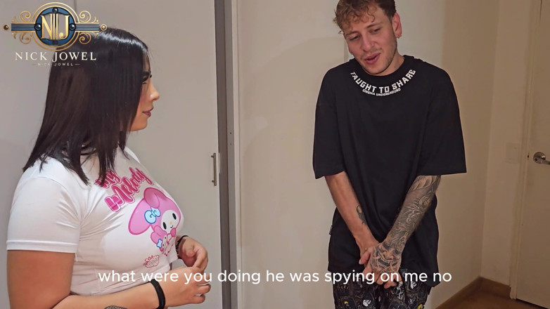 NickJowel: Moje nevlastní sestra mě přistihne, jak čichám k jejím kalhotkám!