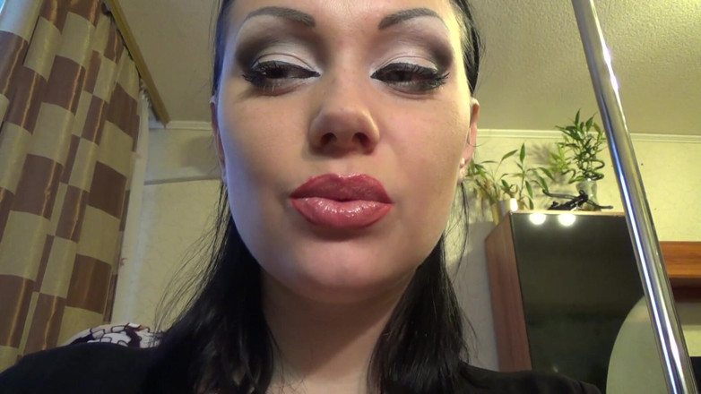 Goddess Misha Goldy: Gentle giantess swallow you alive