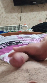 Desi viral una chica con grandes pechos llega al dormitorio y comienza a lamer mi polla como chicas indias