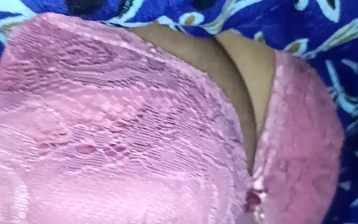 Queen4desi: Hot Desi Bhabhi Night Fuck