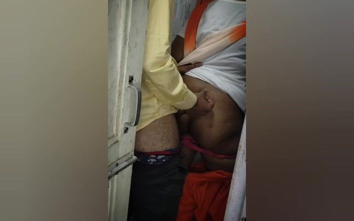 Sex bird: Mms viral Govt Studentă futută de profesor