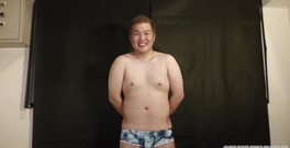 Gay Saimin Pictures: 170 cm 75 kg 19letá Japonská svalnatá chlupatá medvěd, velký penis gay...
