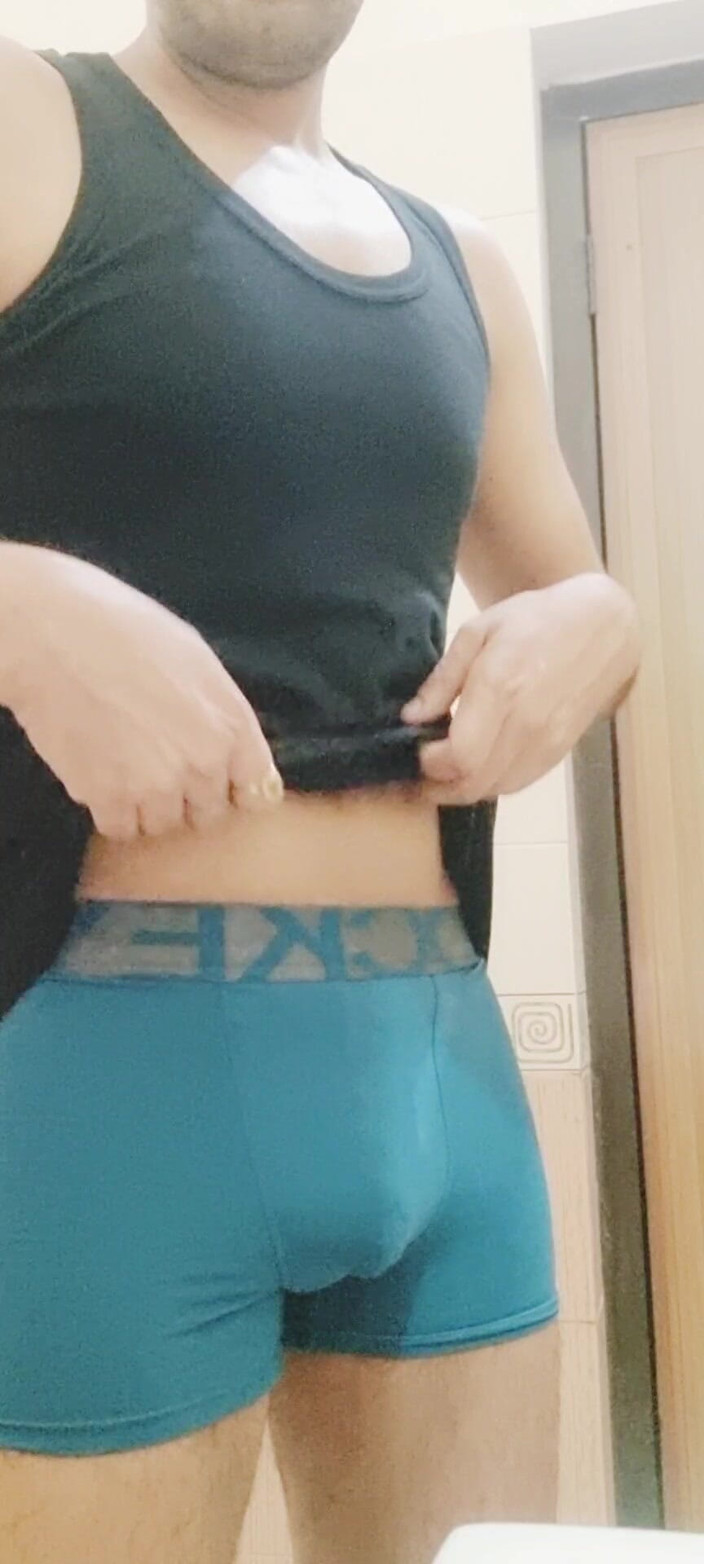 rruh_2024: Bornozda yalnız