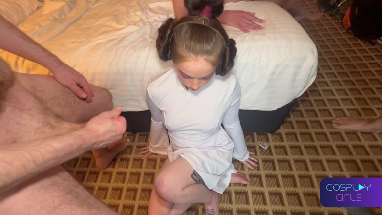 CosplayXGirls: Princess Leia รุมเย็ด