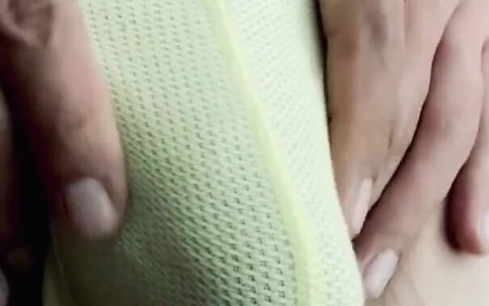 UnderXiaoQiang: Bulge to the Side