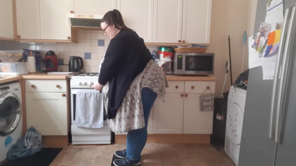SSBBWLadyBrads: SSBBW weigh in struggles May 2021 result