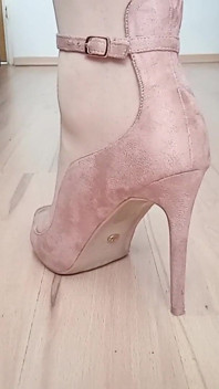Crossdresser Walks in Sexy Pink Suede Pointed Toe High Heels Pumps with Ankle Strap