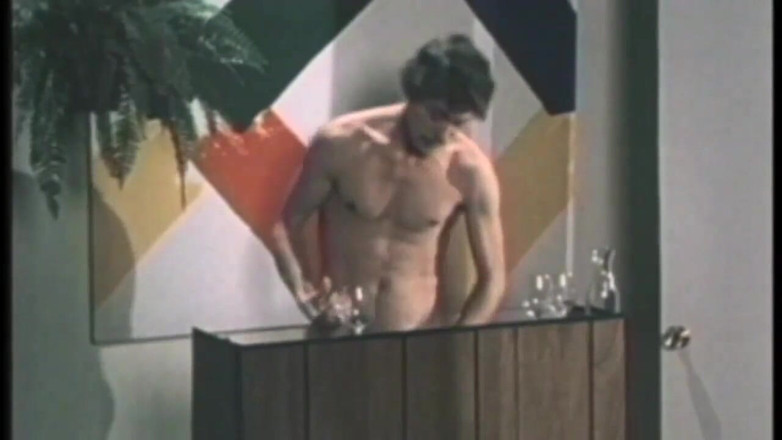 XTime Vod: Retro sexy velká prsa milují sání ptáka, velké péro miluje...