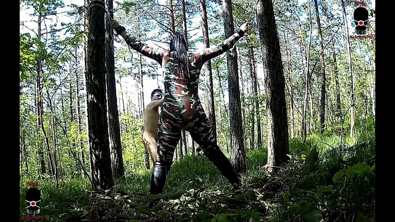 Spiel_maschinerie: В'язень війни - захоплений у полон